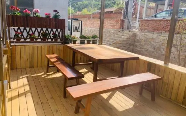 Miyun Qinglianggu Mood Inn