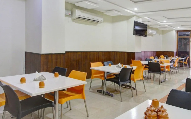 Indu Pearls Inn by OYO Rooms