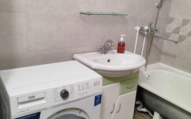 Апартаменты на набережной Волжской Флотилии, 21Б