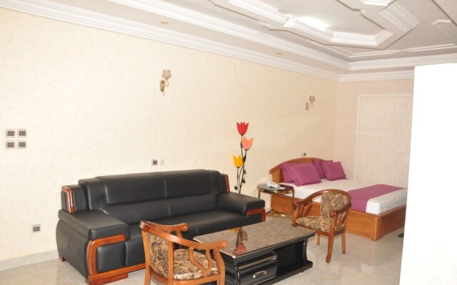 Diamond Hotel