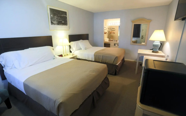 Victoria Palms Inn & Suites