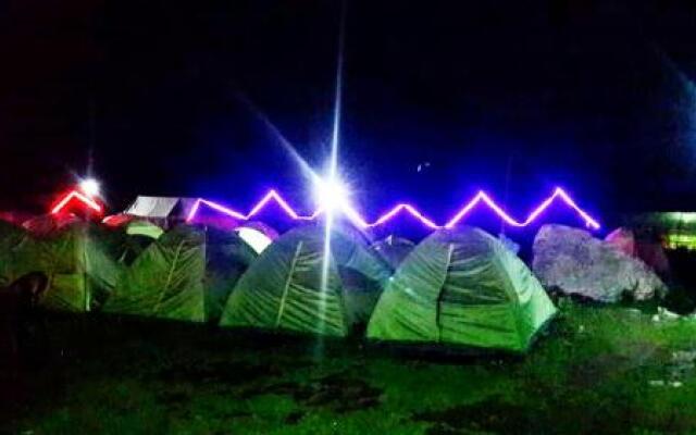 Kheer Ganga Trekking camps