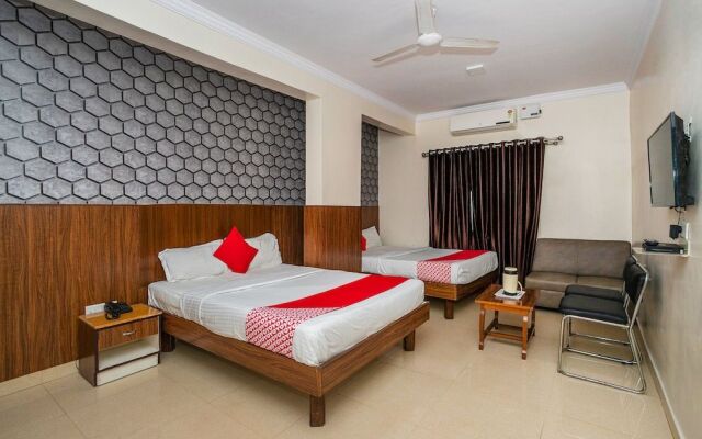 OYO 3974 Hotel Bcp Royal Residency