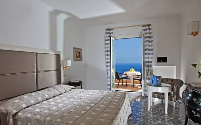 Hotel Luna