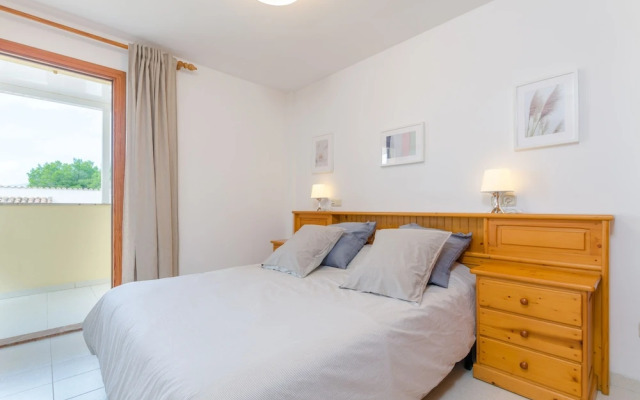 Llepol in Alc dia With 1 Bedrooms and 1 Bathrooms