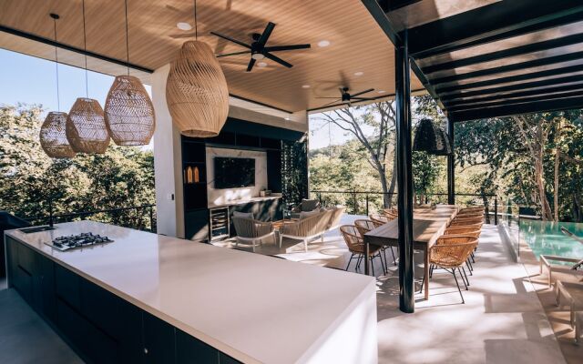 Epic Tamarindo Boutique Hotel