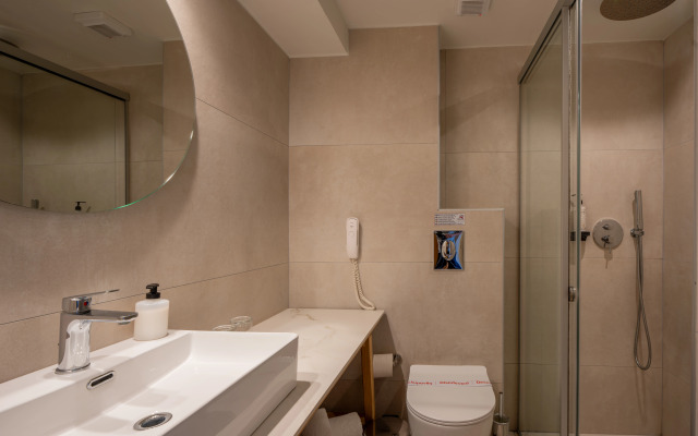 Minos Hotel
