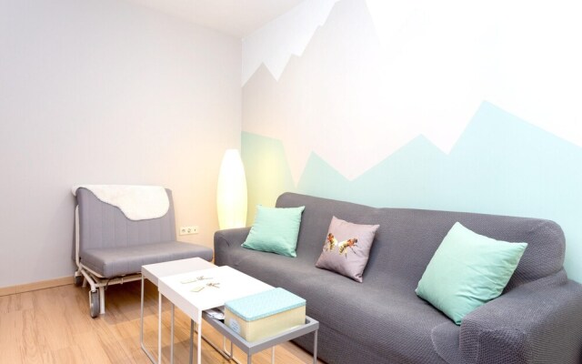 Apartment with 2 Bedrooms in Madrid, with Wifi