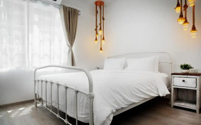 Hide and Seek Boutique Hometel