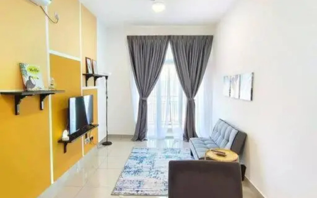 1601 SKS MidValley Terminal bus NetflixWifi By STAY