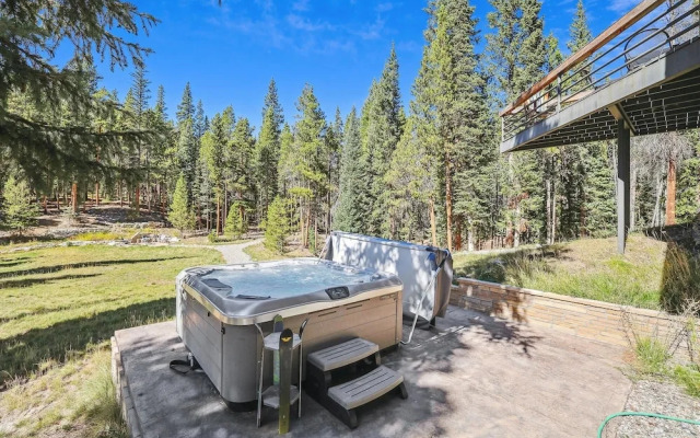 Summit Solitude Estate 3 Bedroom Home