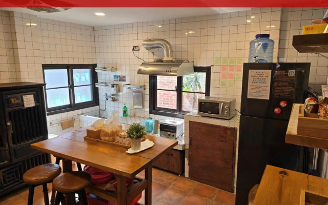 OLD WOW Shared Homestay