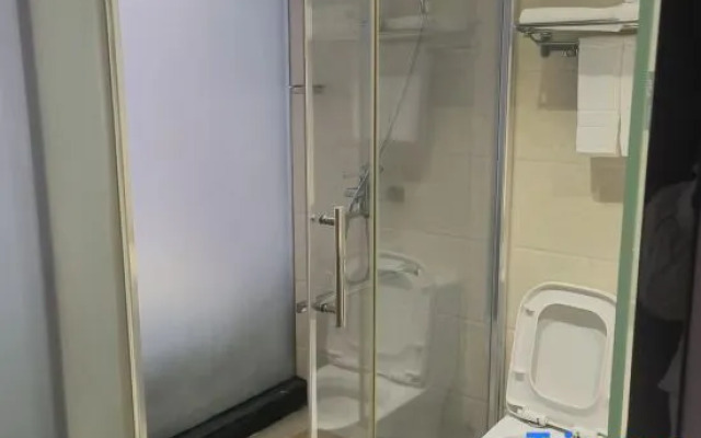 Yong Xing Holiday Hotel