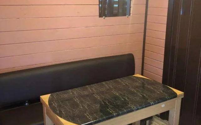 Лесная сказка на улице Графская 17