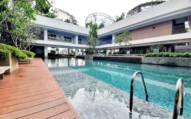 Verve Suite KL Designer Apt by BeeStay