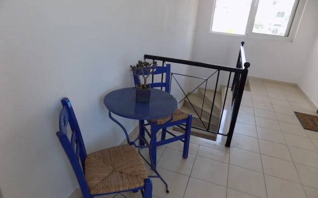 Central Cute 2Bd Balcony apt in Skiathos