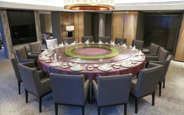 Xi'an Crystal Island Hotel