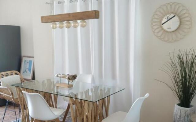 Melanos Residence 2 bdrm townhouse with private pool