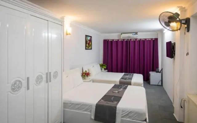 Hong Gia Tue Hotel