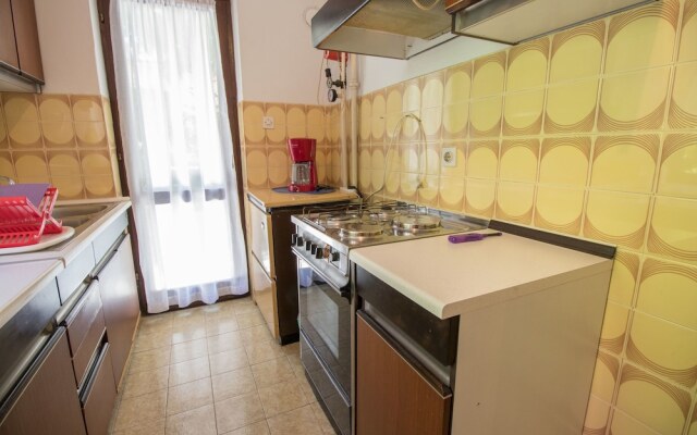 Apartments Luka