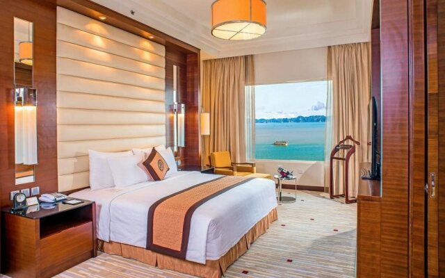 Royal Halong Hotel