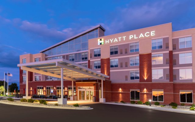 Hyatt Place Flint / Grand Blanc