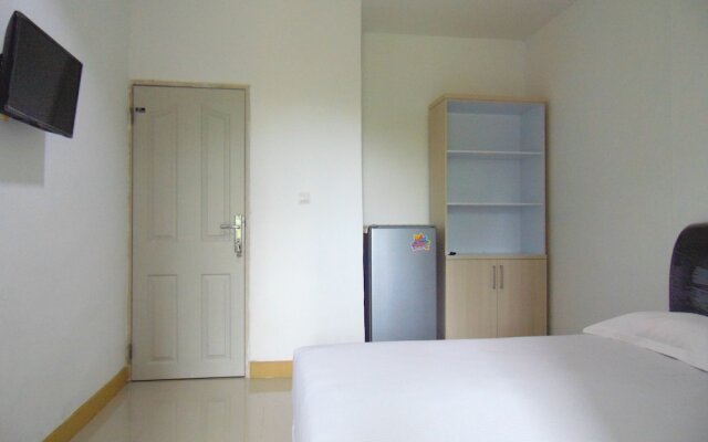Room 868