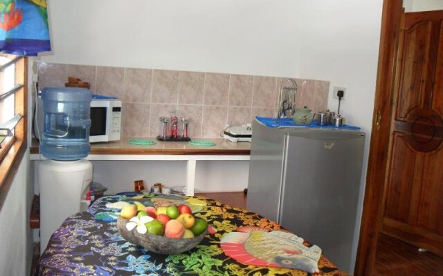 Le Port Guest House