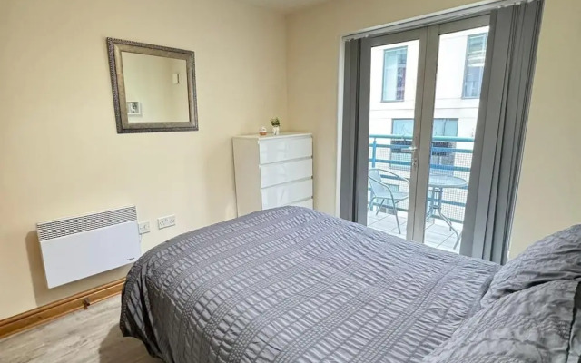 Spacious 2-bed Flat Next to Piccadilly Station