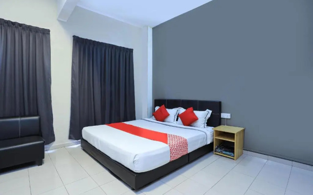OYO 90245 Dkeris Hotel Melaka