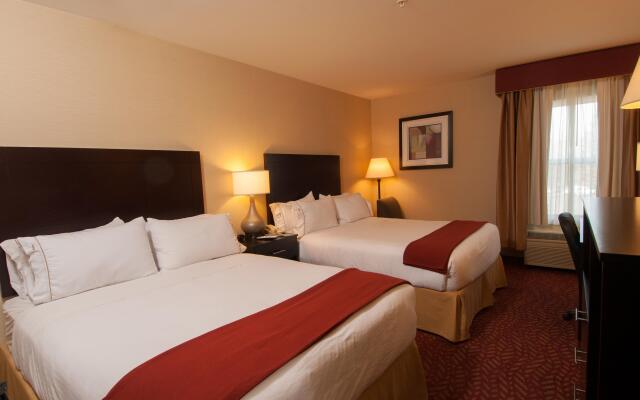 Holiday Inn Express Vernon - Manchester by IHG