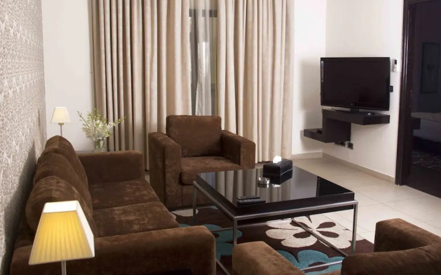 Al Jamila Suites