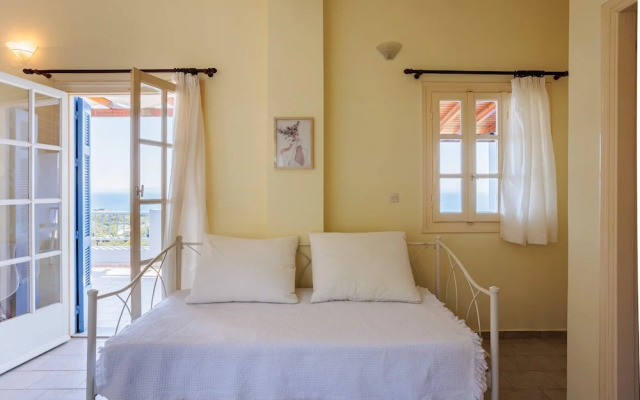 Modern Seaview Nest With Pool Panoramic Views