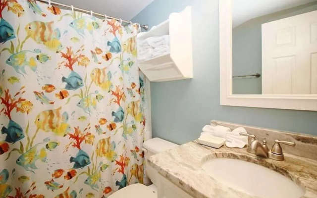 Tradewinds 1102 by RedAwning