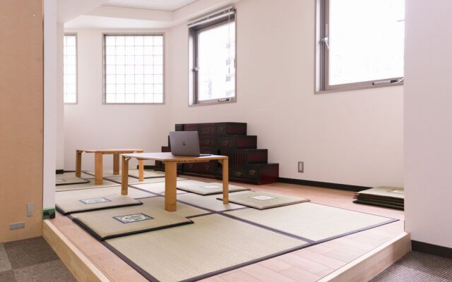 81's Inn Fukuoka - Hostel