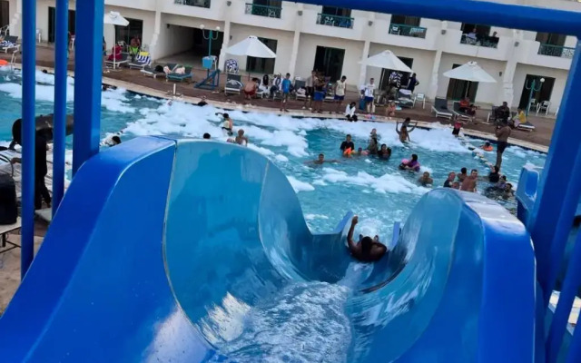 Sharm Cliff Resort