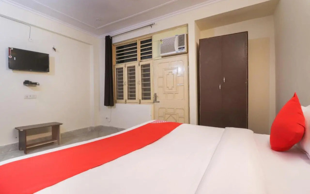 OYO 62711 Krishna Residency