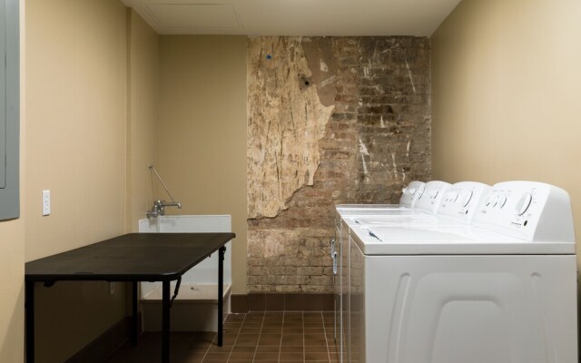 HI New Orleans - Hostel