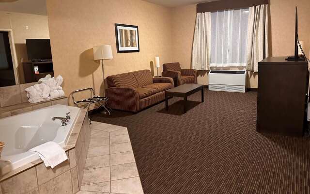 Ramada by Wyndham Estevan