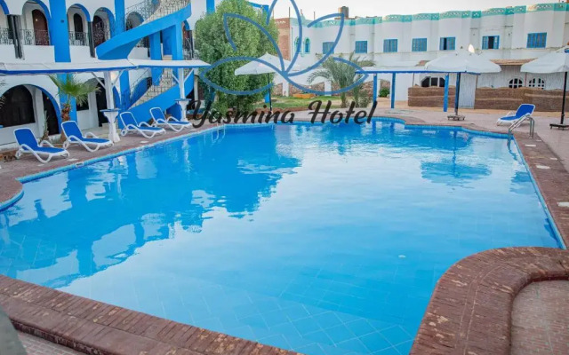 Yasmina Hotel