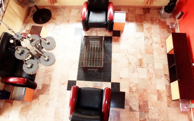 Double One Suites & Lodge