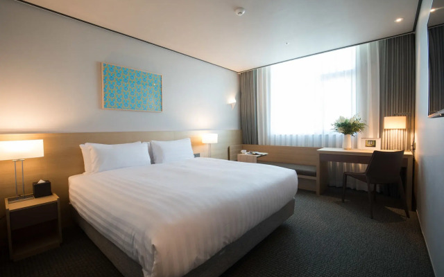 Orakai Cheonggyesan Hotel