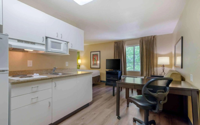 Extended Stay America Select Suites Atlanta Perimeter Peacht