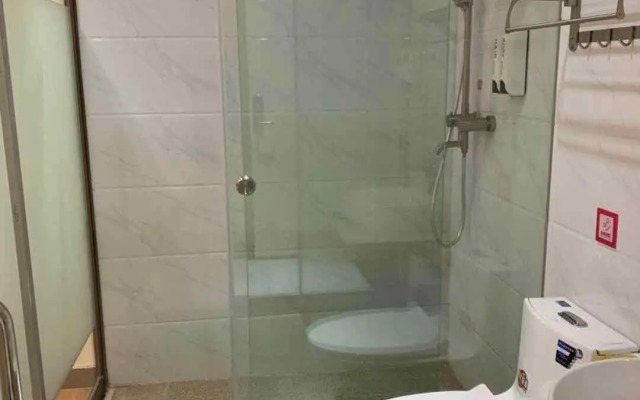 7Days Inn Hotel (Zhuhai Tangjiawan Sun Yat sen University)