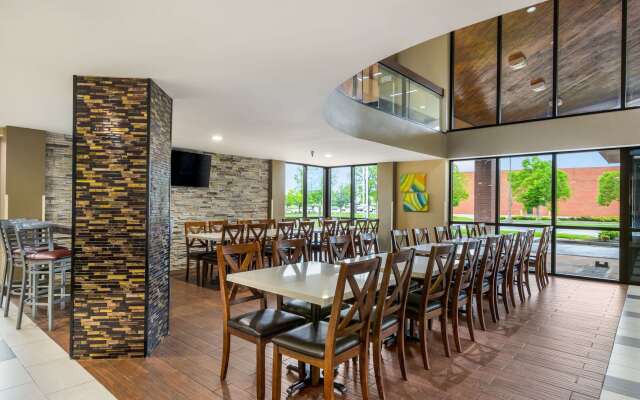 Quality Inn & Suites Florence - Cincinnati South