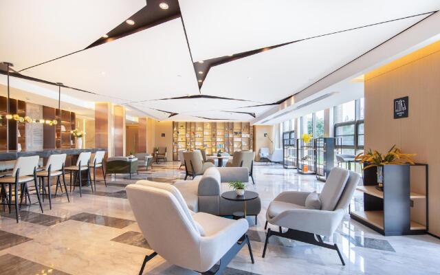 Atour Hotel Kunming Dianchi Daguan Park