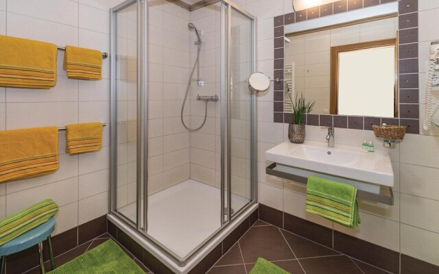 Beautiful Apartment in Rauris With 1 Bedrooms and Wifi