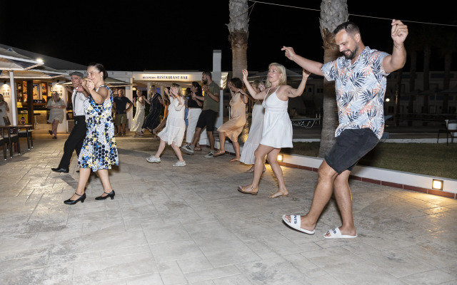 Mammis Beach Hotel