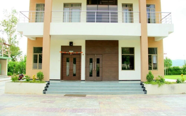 Skyzone Greens Resort