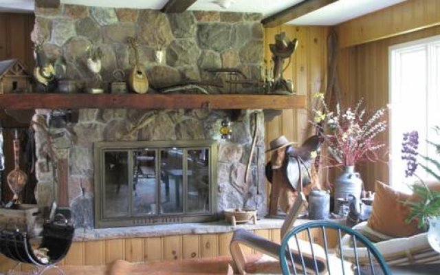 Willow Pond Country Bed And Breakfast